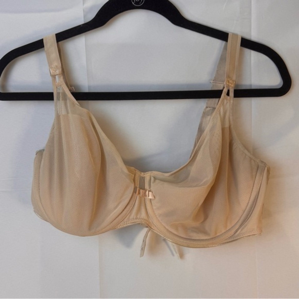 Chantelle Beige Mesh Underwire Bra 40D